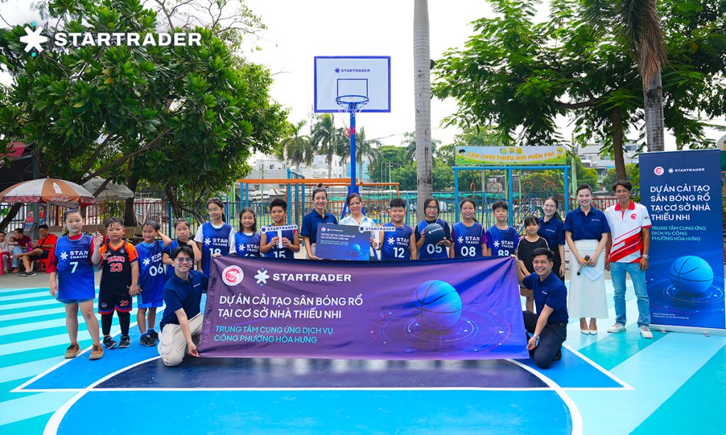 STARTRADER Transforms a Basketball Court into a Daily Space for Growth in Vietnam